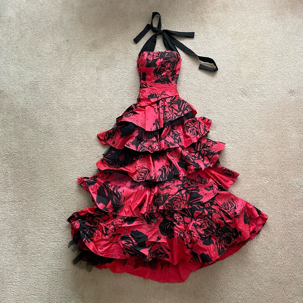 Spanish Style Gown / Prom Dress, Size 10